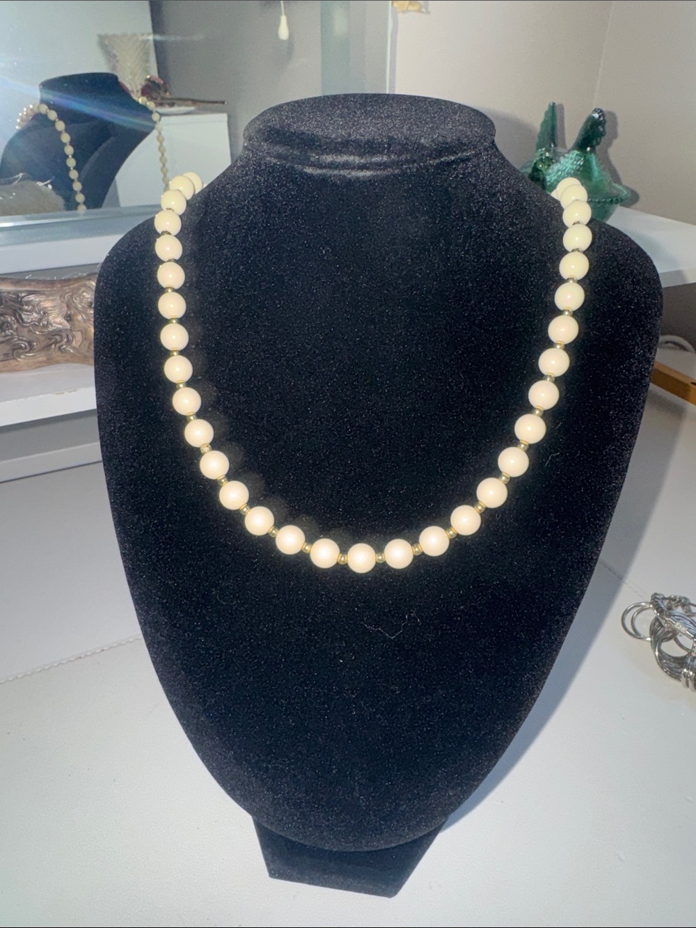 Vintage Cream Round Bead & Gold Tone Necklace 30”
